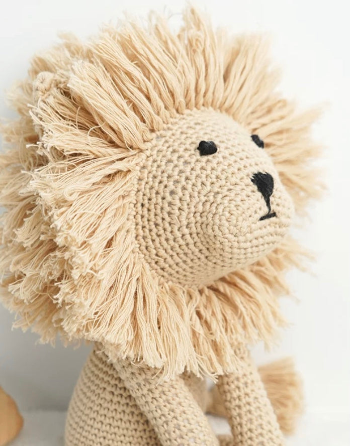 Narè| Handmade Crochet Lion